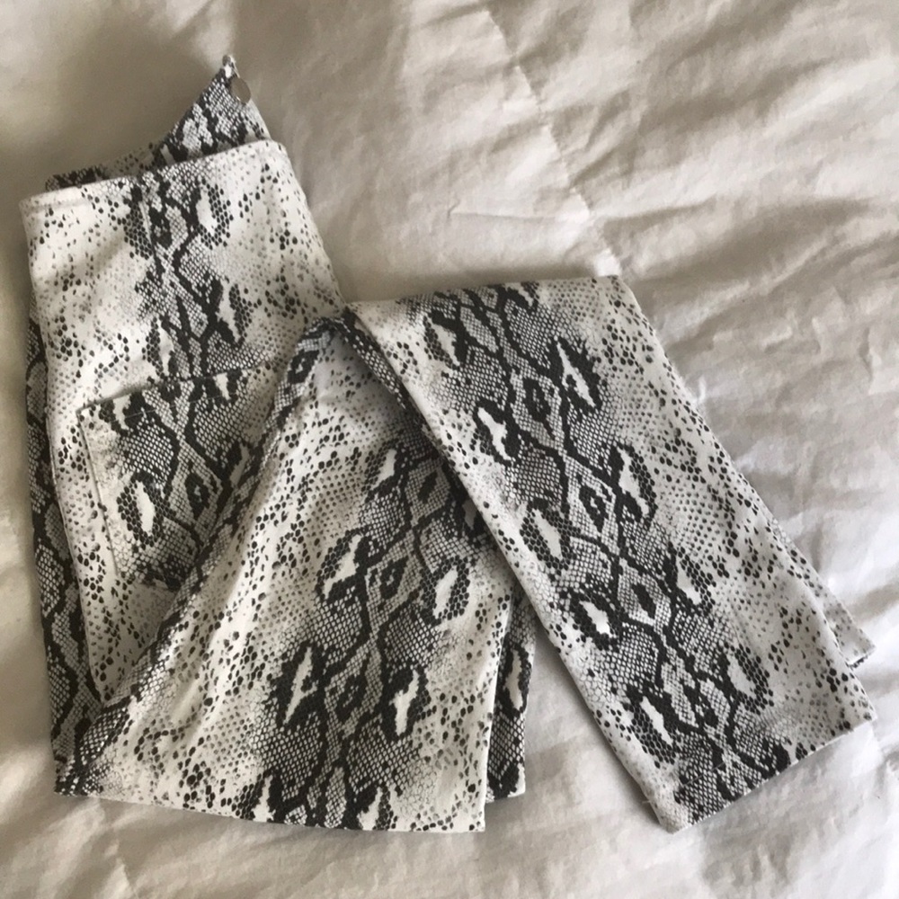 High waist snake print pants